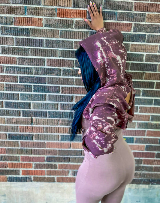 B.creative crop hoodie