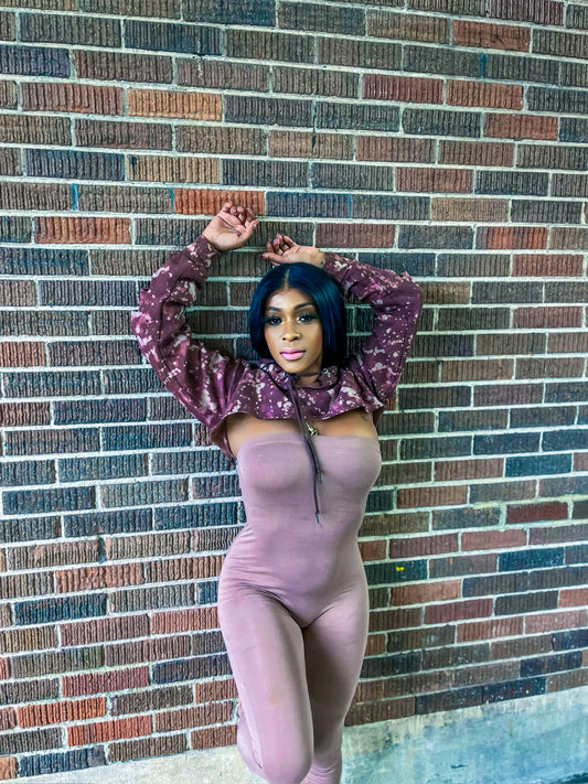 B.creative crop hoodie